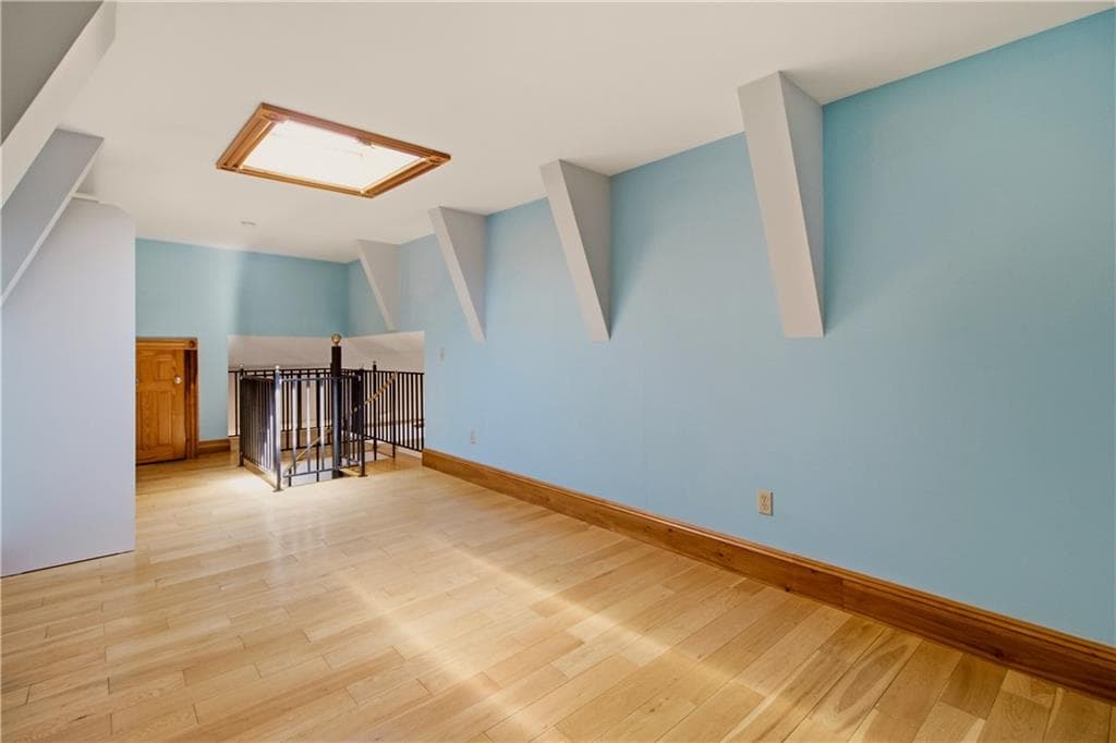Condominium at 20 Berkeley Avenue UNIT 5, Newport, photo 13 of 17