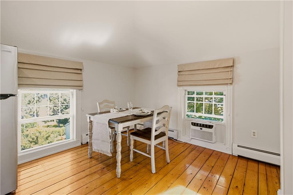 Condominium at 20 Berkeley Avenue UNIT 5, Newport, photo 5 of 17