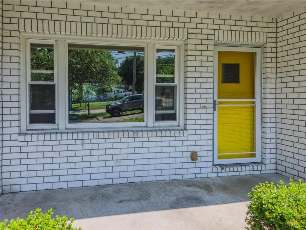 Single Family Residence at 278 Greenend Avenue, Middletown, photo 27 of 29
