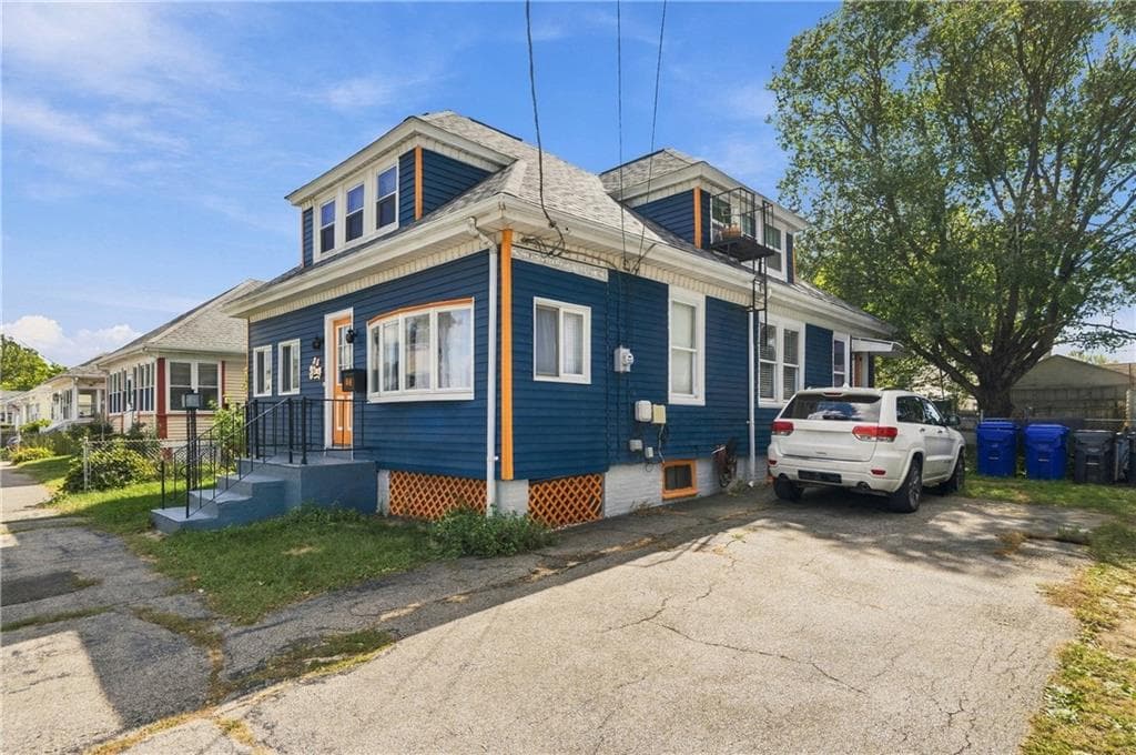 Single Family Residence at 88 Finch Avenue, Pawtucket, photo 24 of 25