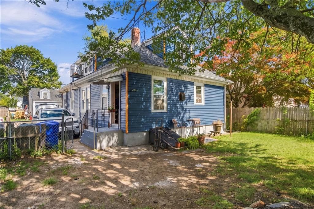 Single Family Residence at 88 Finch Avenue, Pawtucket, photo 25 of 25