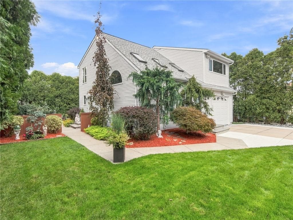 Single Family Residence at 25 Joy Street, Johnston, photo 37 of 37