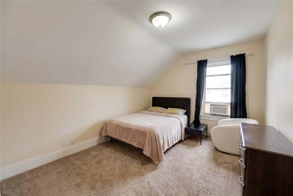 Single Family Residence at 51 Barrows Street, Providence, photo 17 of 30