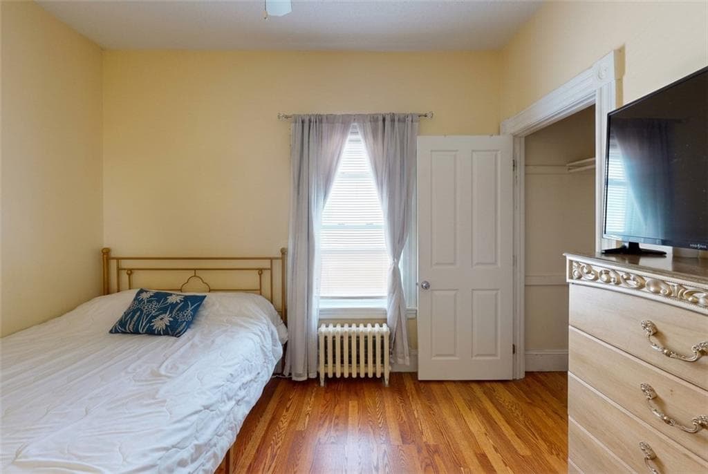 Single Family Residence at 51 Barrows Street, Providence, photo 15 of 30