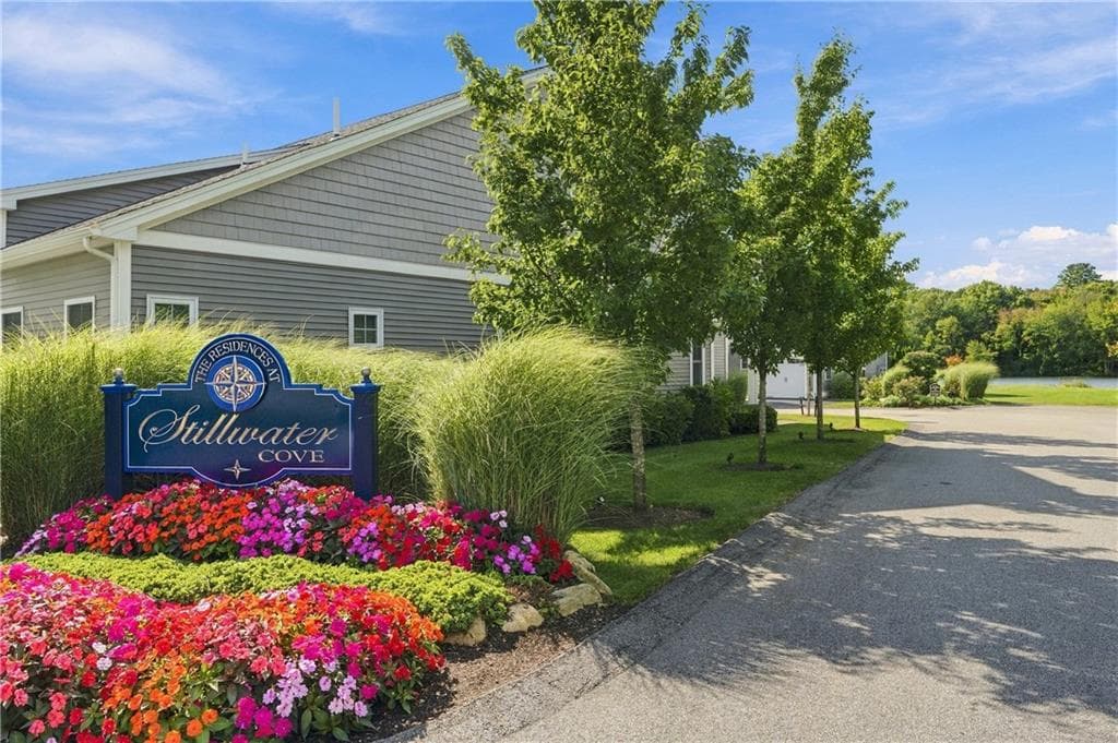 Condominium at 1 Desiree Court UNIT F, Smithfield, photo 3 of 45