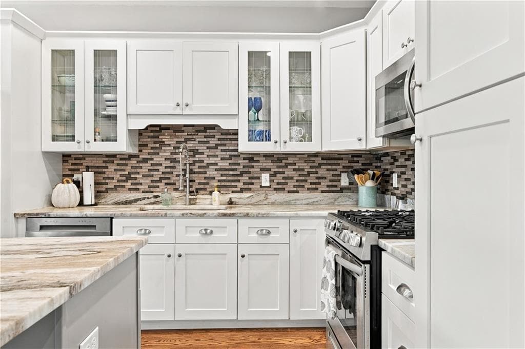 Condominium at 1 Desiree Court UNIT F, Smithfield, photo 10 of 45