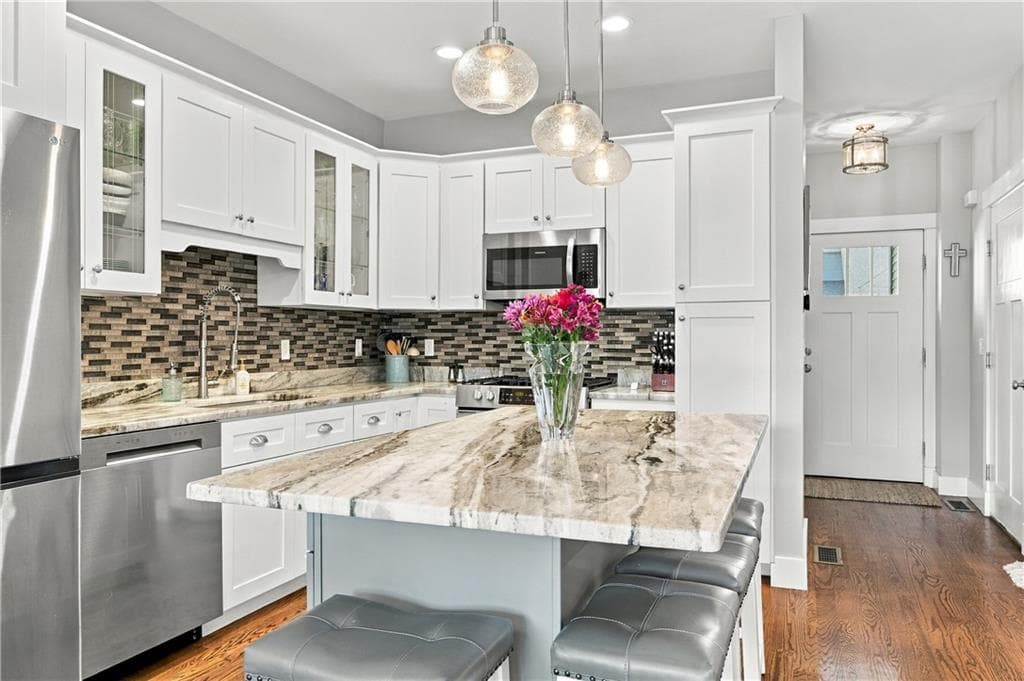 Condominium at 1 Desiree Court UNIT F, Smithfield, photo 8 of 45