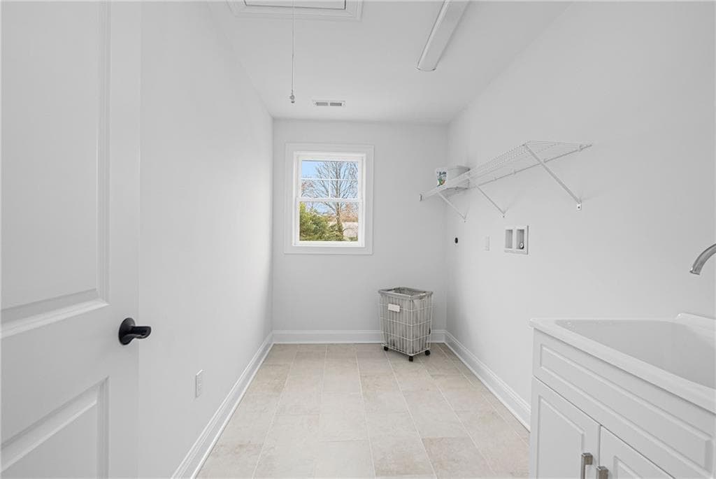 Single Family Residence at 8 Ashton Court, Cranston, photo 12 of 18