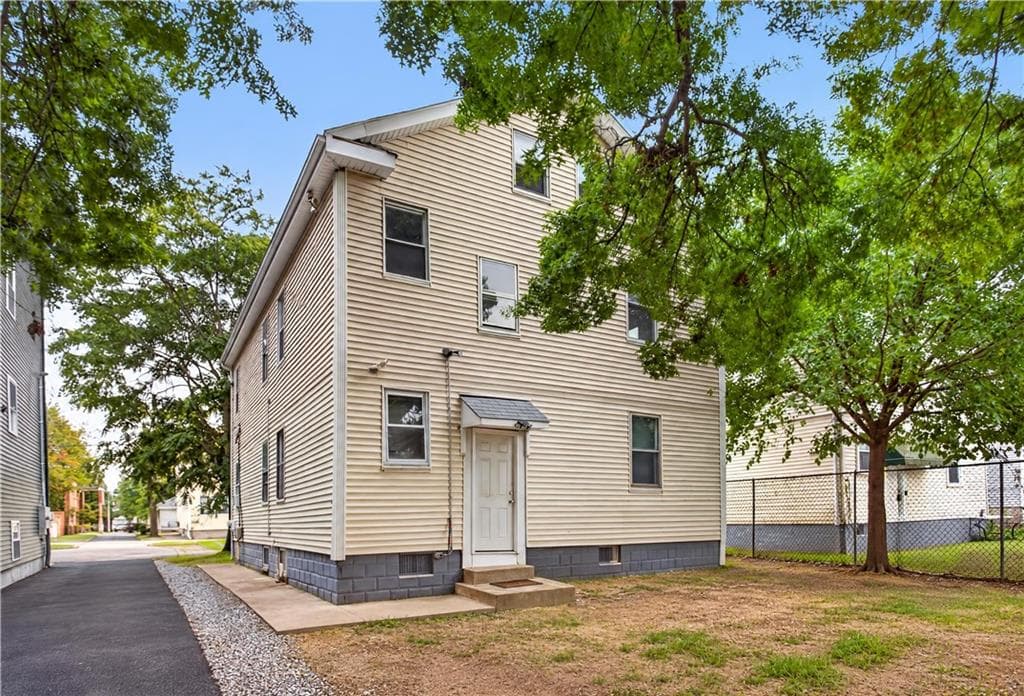 Multi Family at 28 Pumgansett Street, Providence, photo 5 of 50