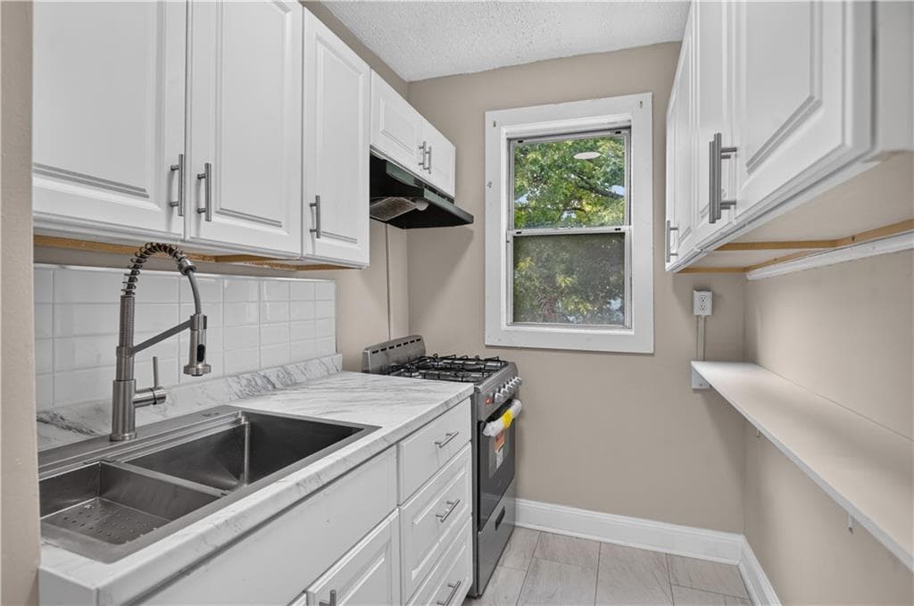 Multi Family at 28 Pumgansett Street, Providence, photo 18 of 50