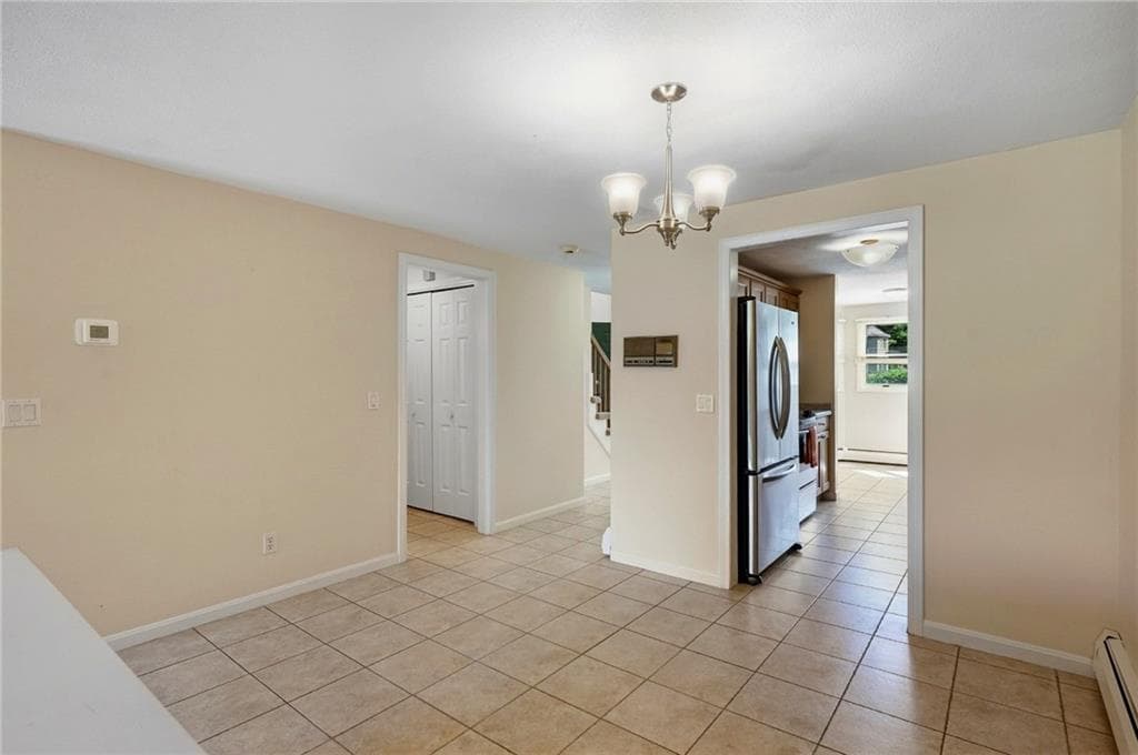 Condominium at 60 Saddle Green UNIT B, North Providence, photo 7 of 34