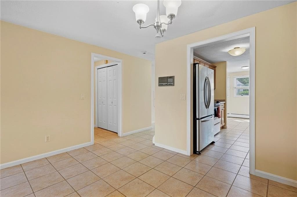 Condominium at 60 Saddle Green UNIT B, North Providence, photo 9 of 34