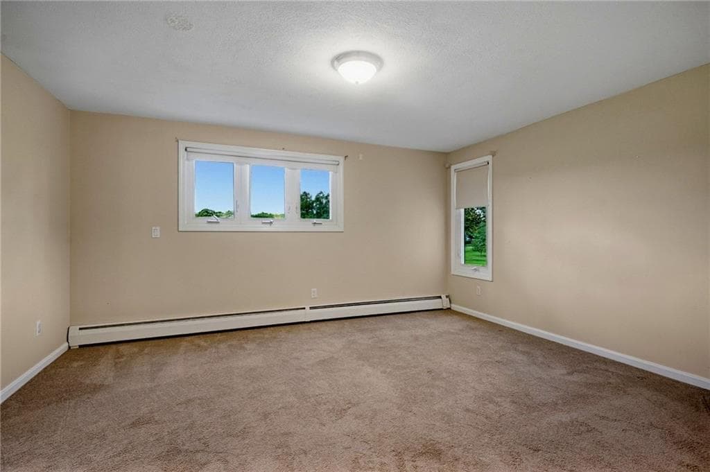 Condominium at 60 Saddle Green UNIT B, North Providence, photo 18 of 34