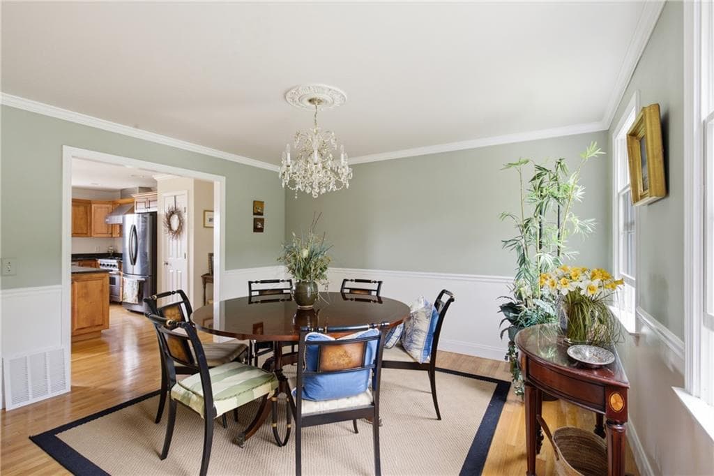 Single Family Residence at 121 King Charles Drive, Portsmouth, photo 24 of 50