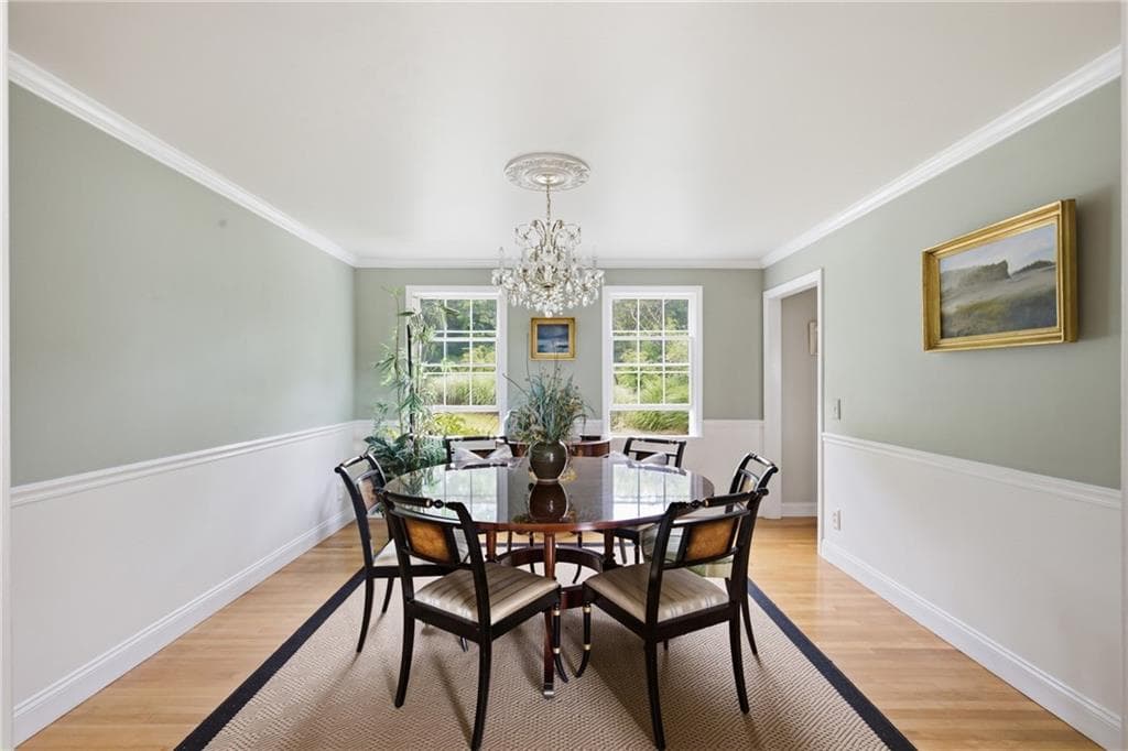 Single Family Residence at 121 King Charles Drive, Portsmouth, photo 21 of 50