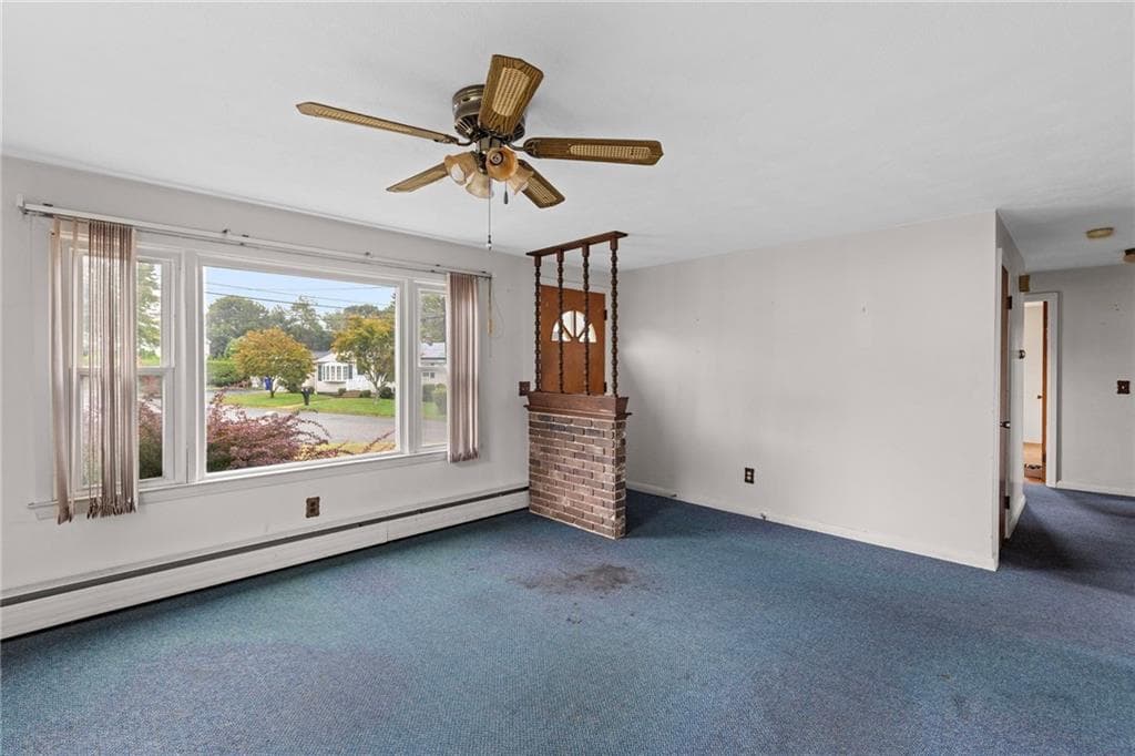 Single Family Residence at 53 Fairgreen Drive, West Warwick, photo 6 of 37