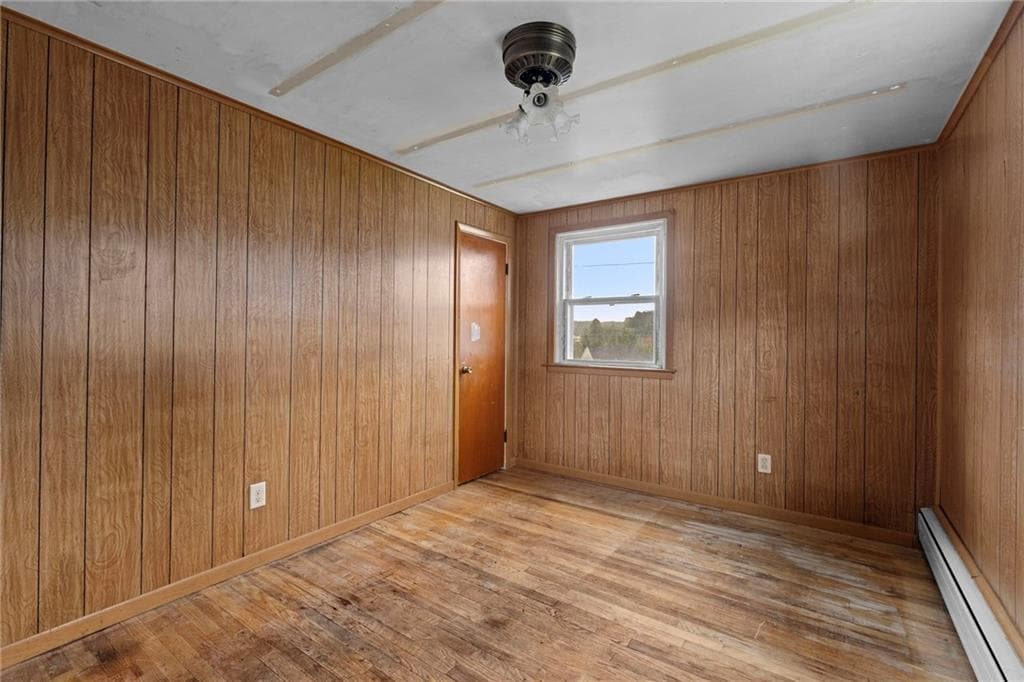 Single Family Residence at 53 Fairgreen Drive, West Warwick, photo 20 of 37