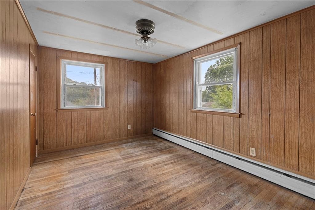 Single Family Residence at 53 Fairgreen Drive, West Warwick, photo 19 of 37