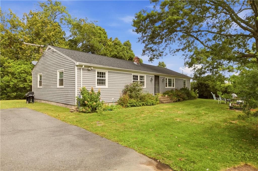 Multi Family at 590 Turner Road, Middletown, photo 12 of 12