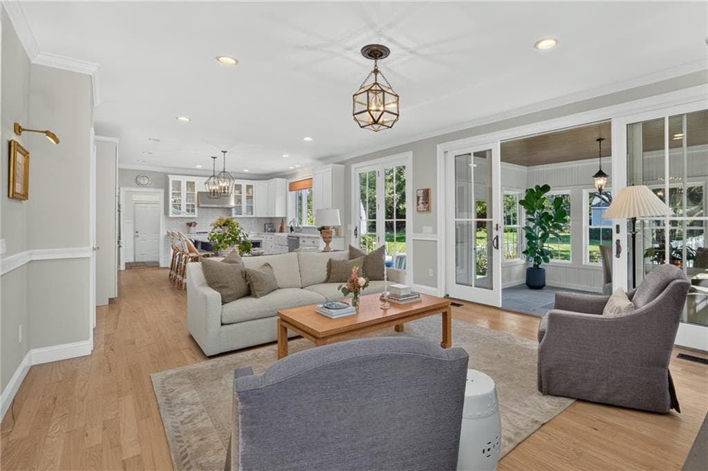 Single Family Residence at 27 Bud Browning Circle, South Kingstown, photo 18 of 50