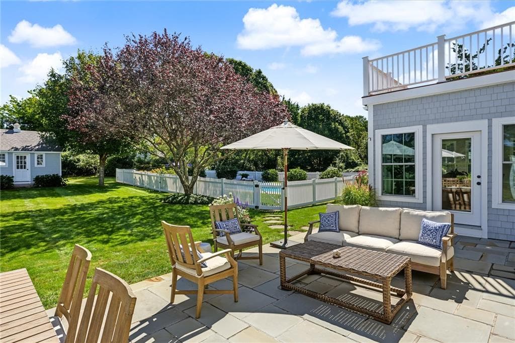 Single Family Residence at 27 Bud Browning Circle, South Kingstown, photo 29 of 50