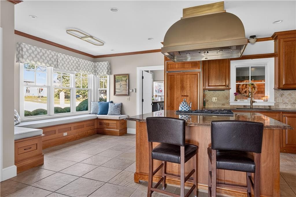 Single Family Residence at 412 Seaside Drive, Jamestown, photo 11 of 50