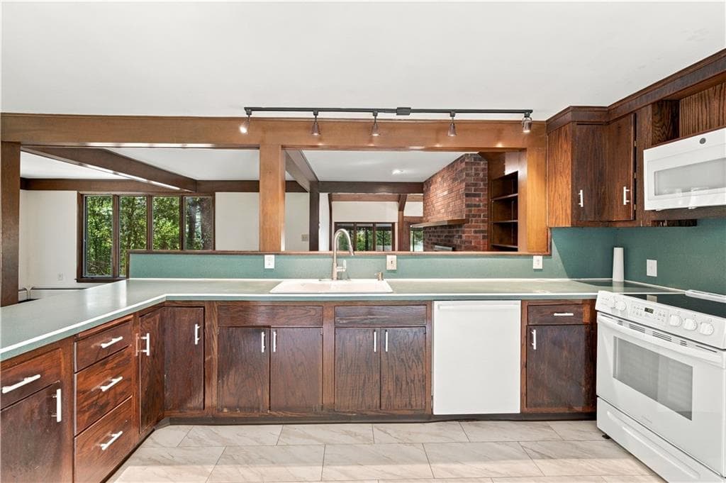 Single Family Residence at 20 Hi View Drive, Scituate, photo 15 of 42