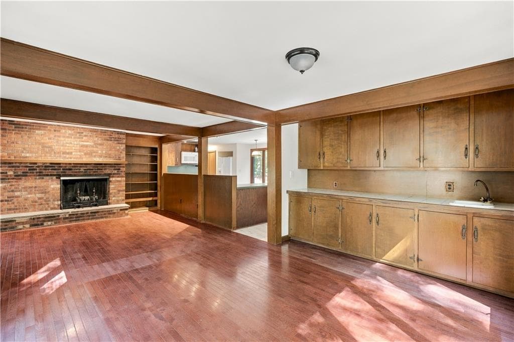 Single Family Residence at 20 Hi View Drive, Scituate, photo 11 of 42