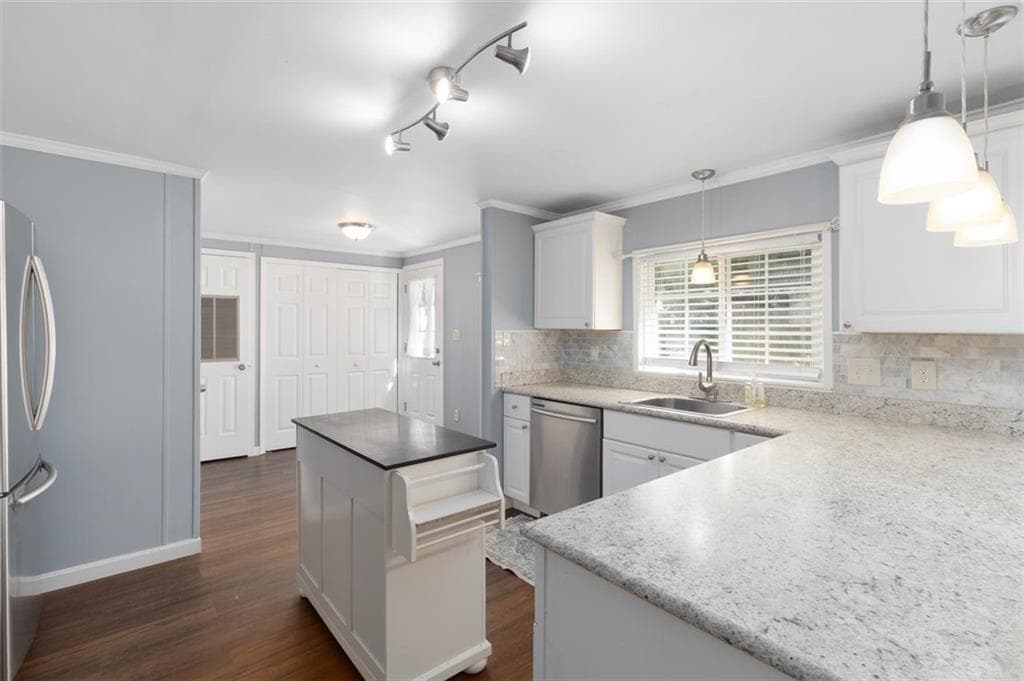 Single Family Residence at 71 Lear Drive, Coventry, photo 6 of 27