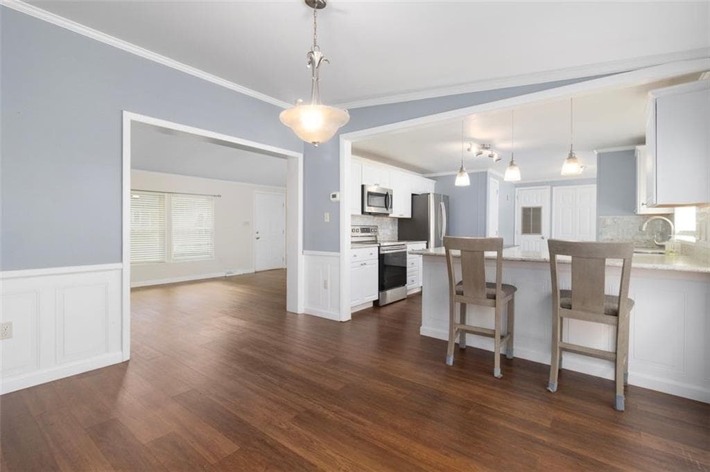 Single Family Residence at 71 Lear Drive, Coventry, photo 8 of 27