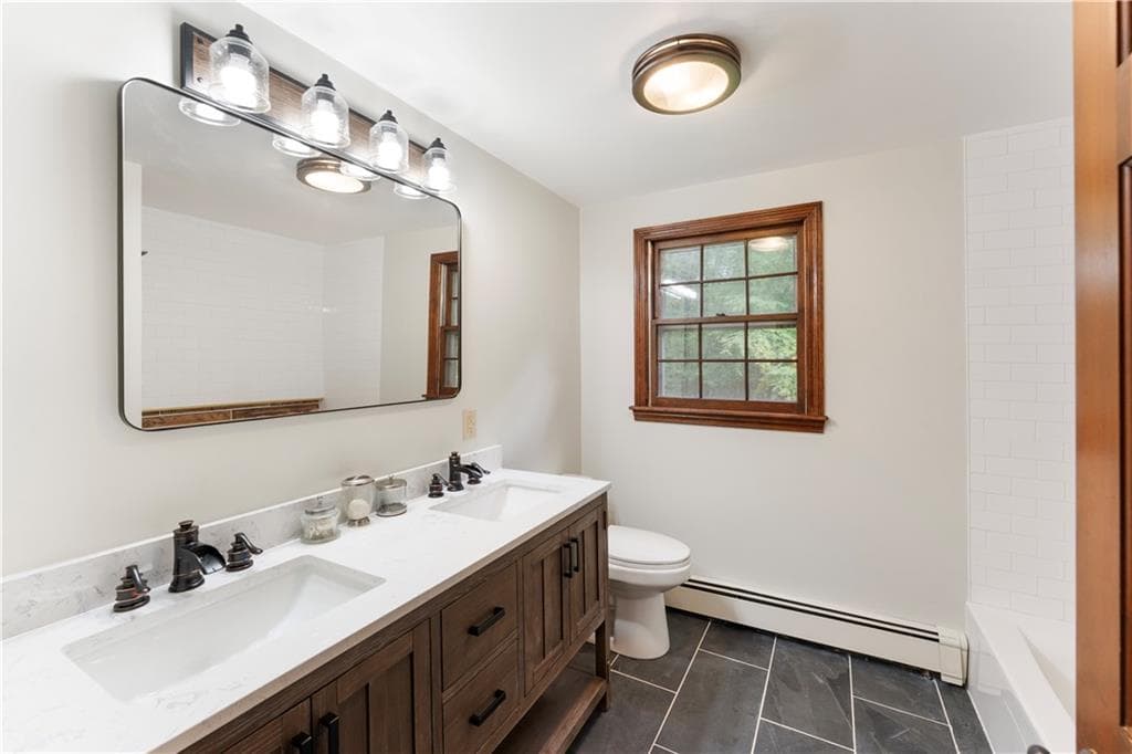 Single Family Residence at 165 Stone Dam Road, Glocester, photo 9 of 21