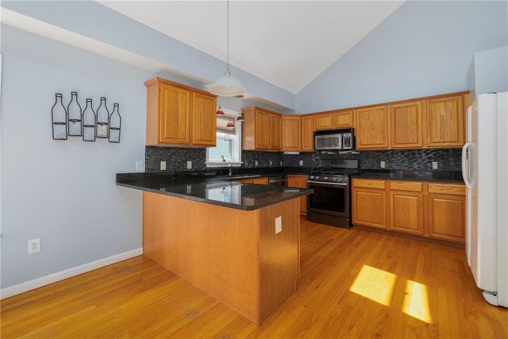 Single Family Residence at 75 James Street, East Providence, photo 12 of 36