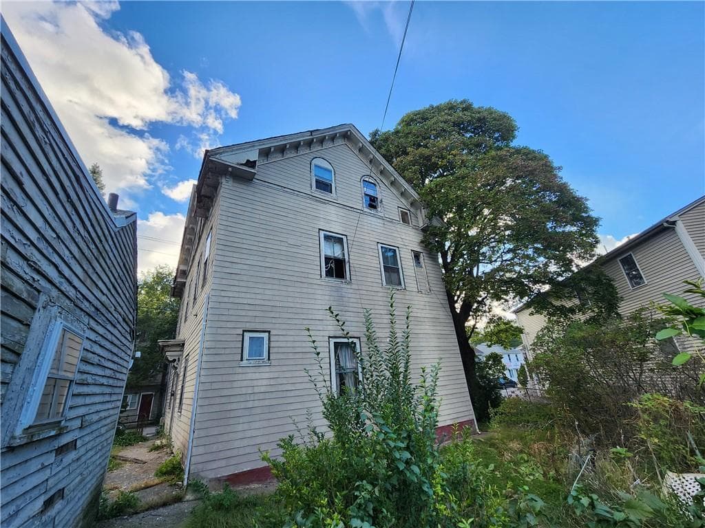 Multi Family at 873 Douglas Avenue, Providence, photo 5 of 13
