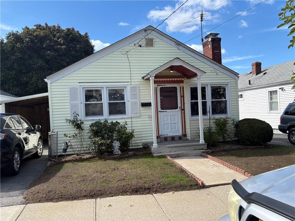 Single Family Residence at 40 Standish Avenue, Providence, photo 26 of 34