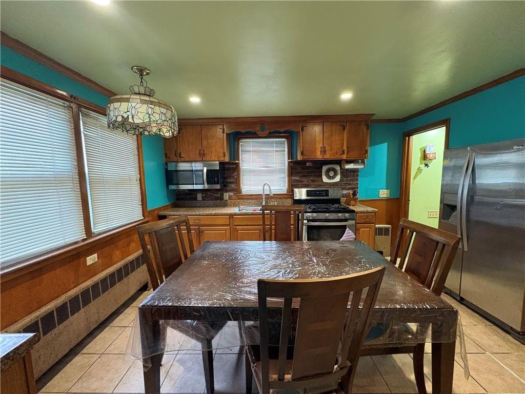 Single Family Residence at 40 Standish Avenue, Providence, photo 28 of 34