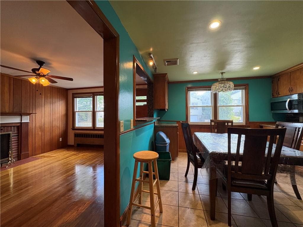 Single Family Residence at 40 Standish Avenue, Providence, photo 24 of 34