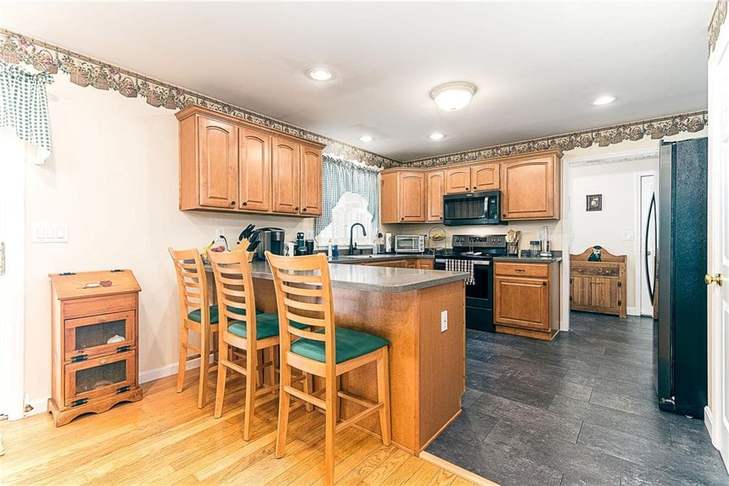 Single Family Residence at 24 Hickory Lane, Westerly, photo 15 of 41