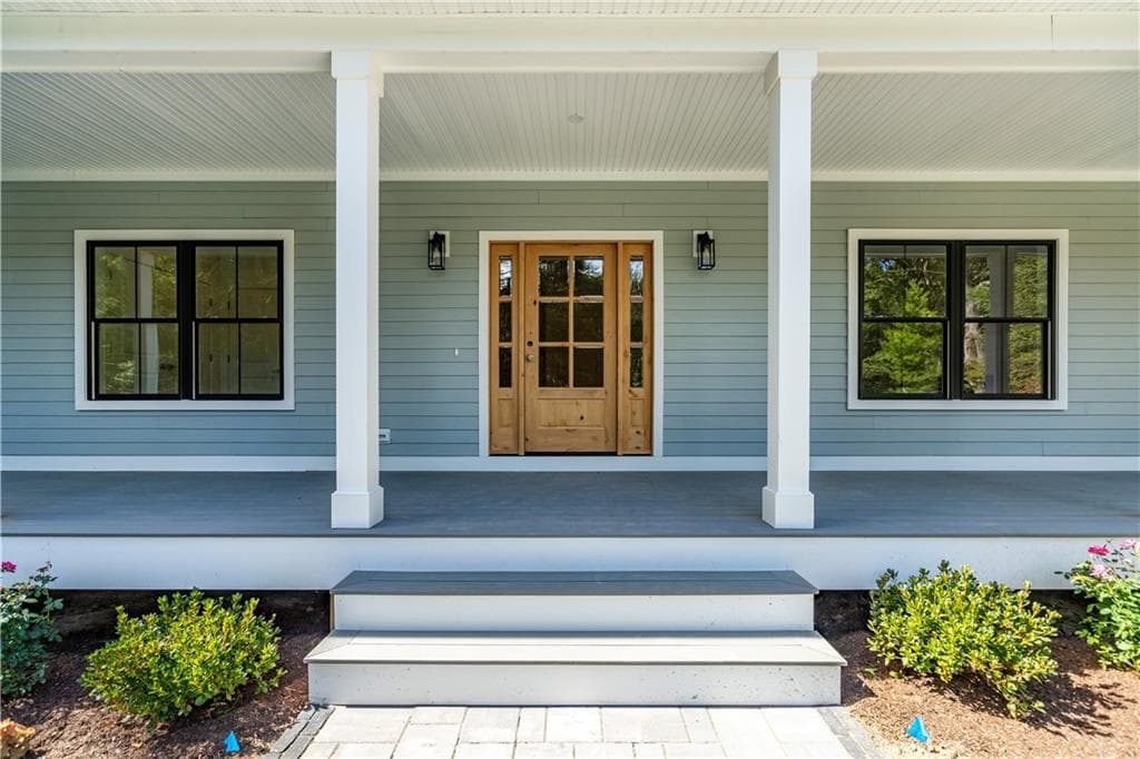 Single Family Residence at 91 Green Hill Beach Road, South Kingstown, photo 7 of 47