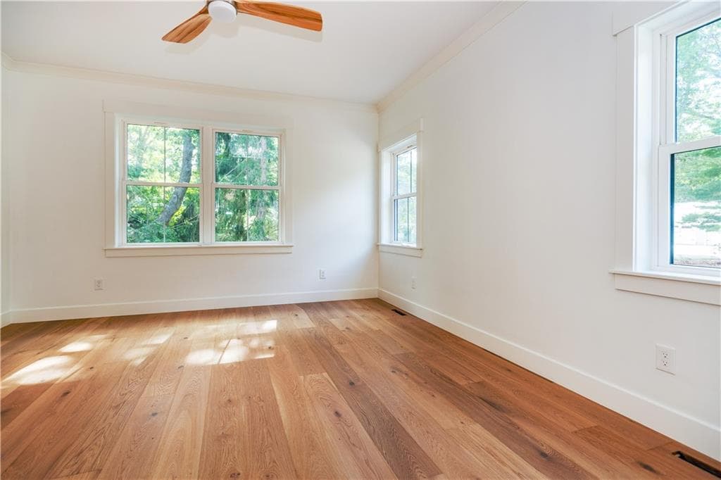 Single Family Residence at 91 Green Hill Beach Road, South Kingstown, photo 20 of 47