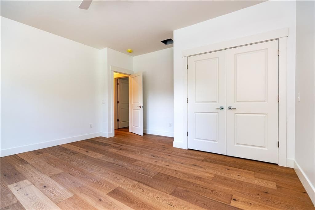 Single Family Residence at 91 Green Hill Beach Road, South Kingstown, photo 38 of 47