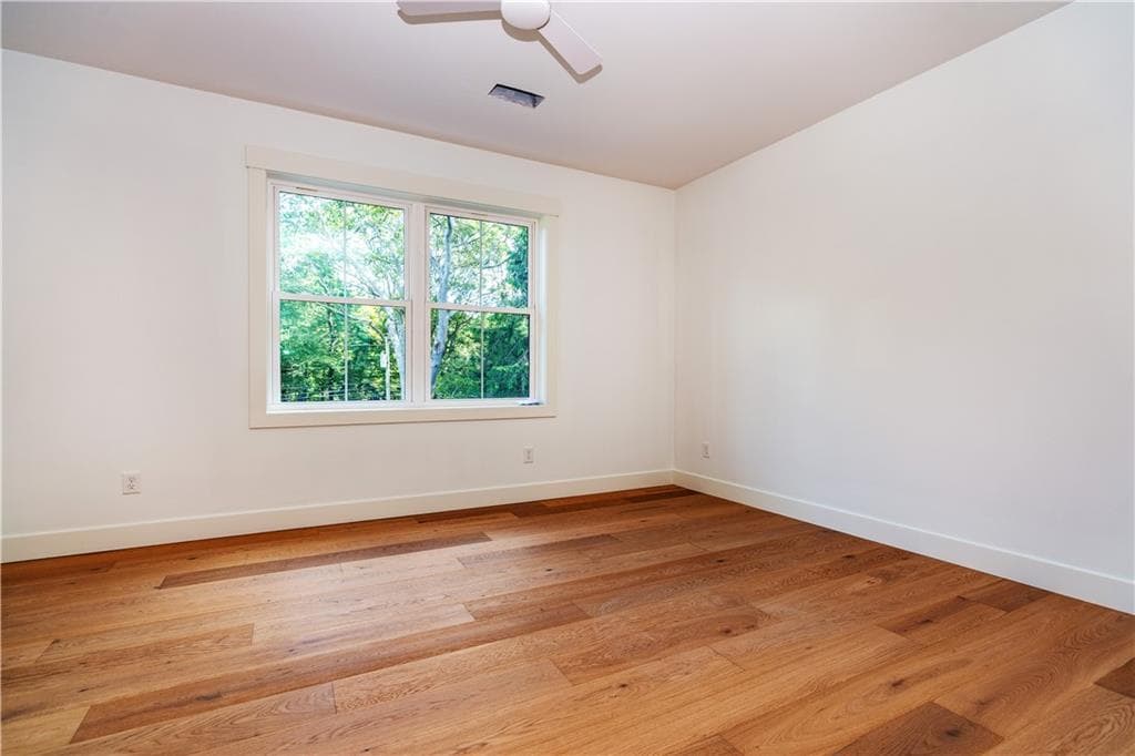 Single Family Residence at 91 Green Hill Beach Road, South Kingstown, photo 41 of 47