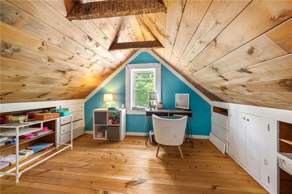 Single Family Residence at 1707 Diamond Hill Road, Cumberland, photo 11 of 20