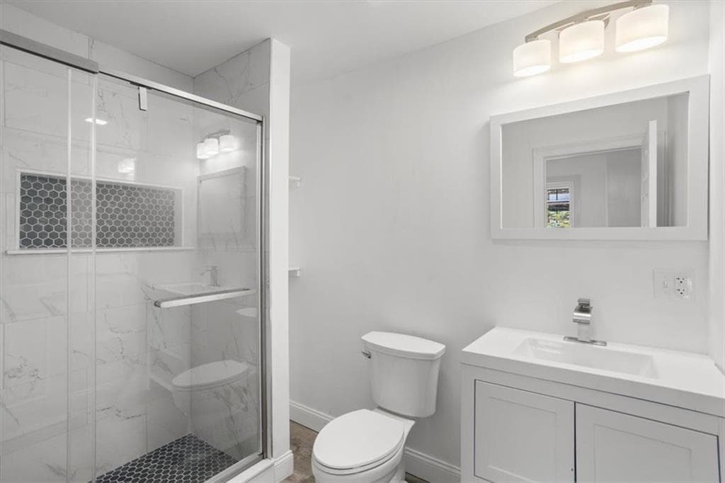 Multi Family at 149 Burnside Street, Providence, photo 20 of 41