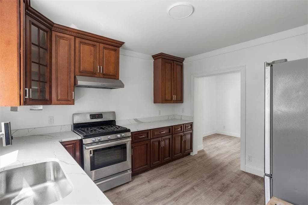 Multi Family at 149 Burnside Street, Providence, photo 24 of 41