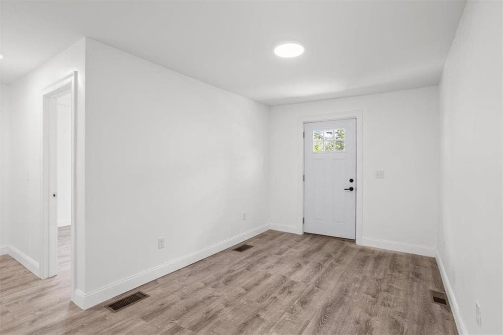 Multi Family at 149 Burnside Street, Providence, photo 10 of 41
