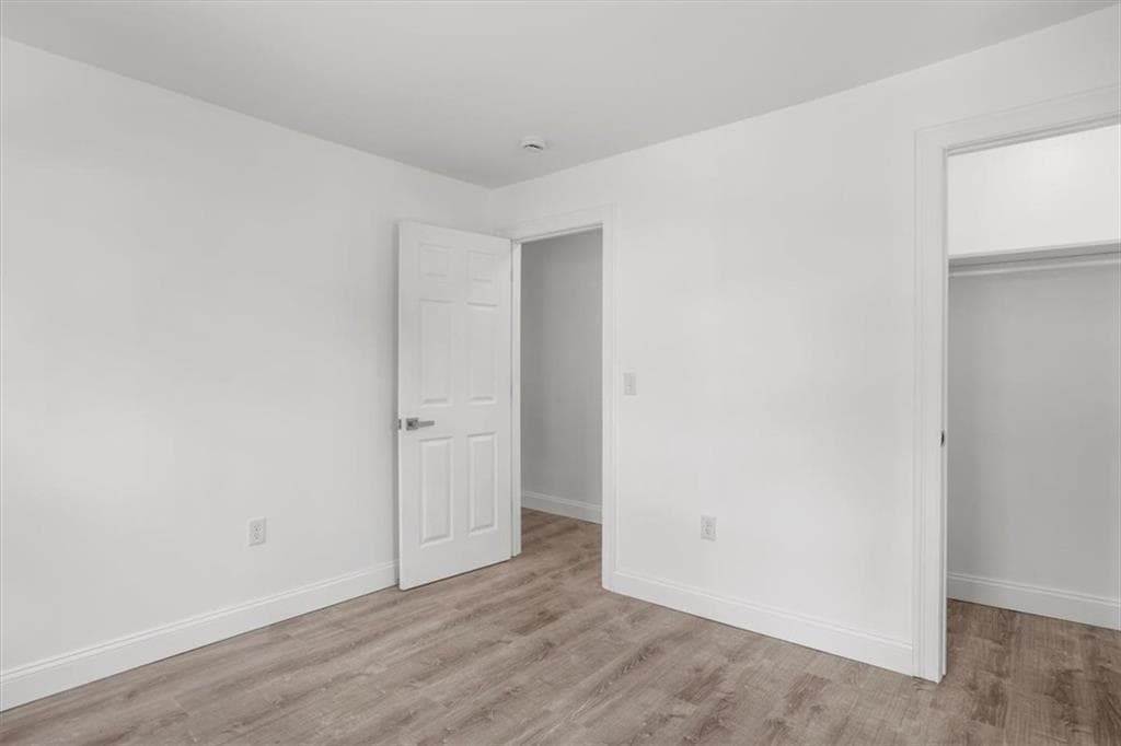 Multi Family at 149 Burnside Street, Providence, photo 18 of 41