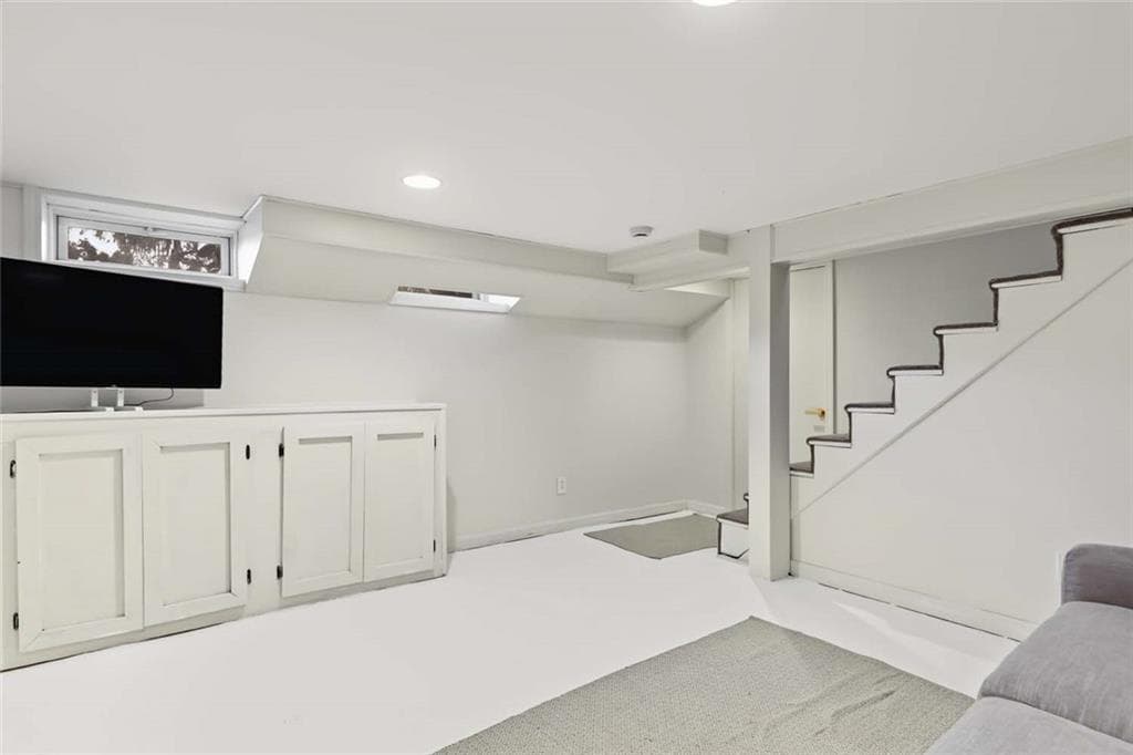 Single Family Residence at 40 Grandview Avenue, Lincoln, photo 41 of 50