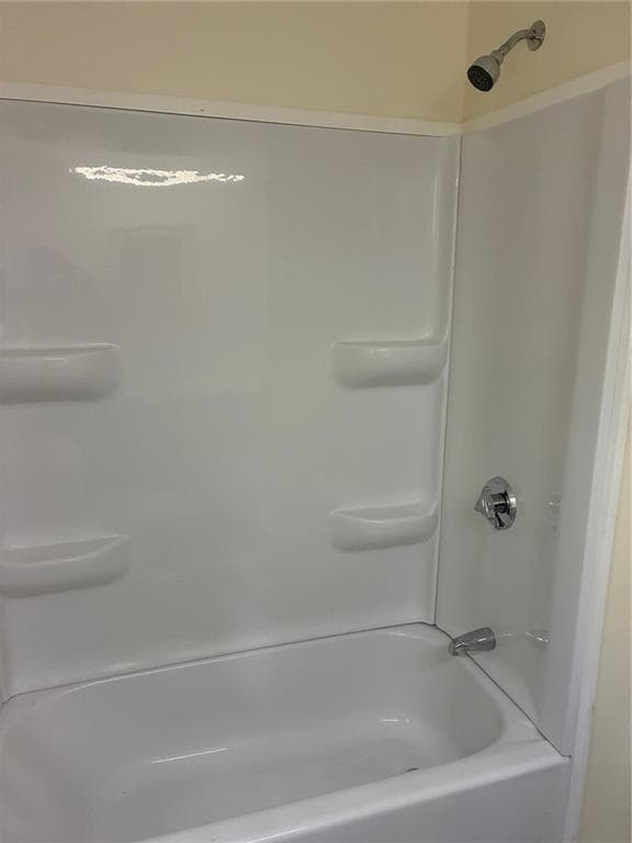 Single Family Residence at 31 Leisure Way, Coventry, photo 5 of 16
