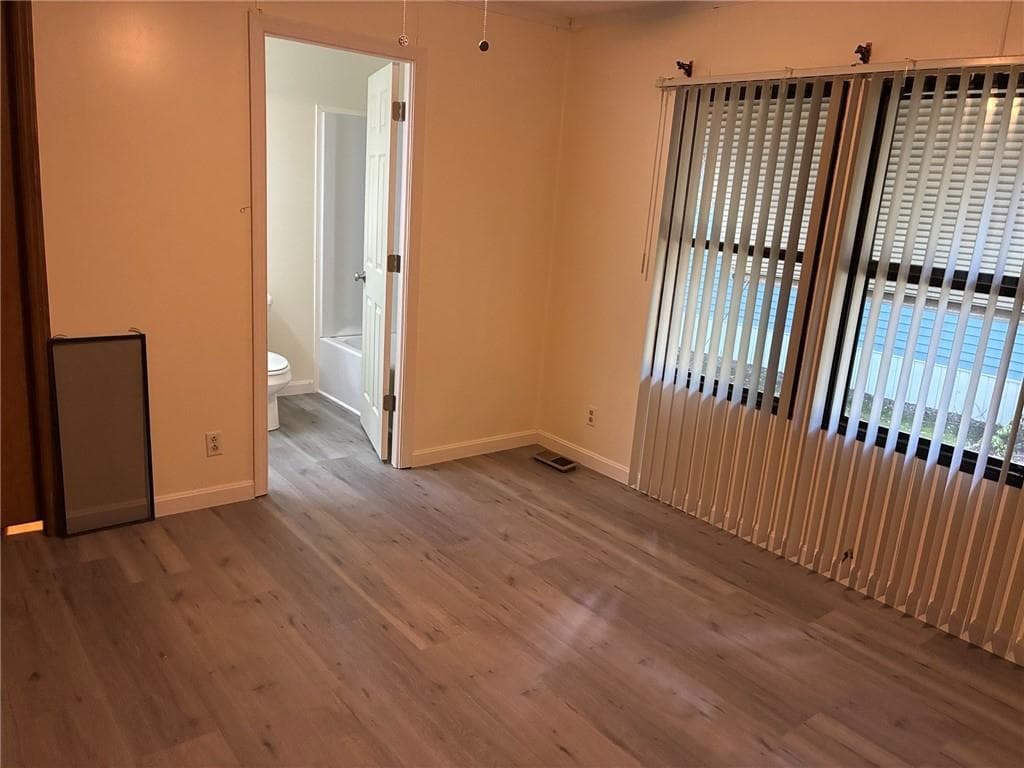 Single Family Residence at 31 Leisure Way, Coventry, photo 8 of 16