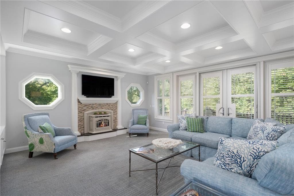 Single Family Residence at 357 Congdon Drive, South Kingstown, photo 6 of 47
